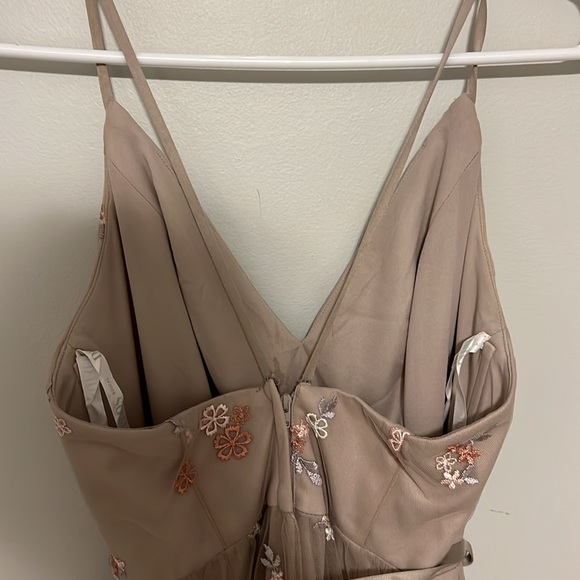 David’s Bridal Floral Embroidered Tank Dress - Picture 4 of 8